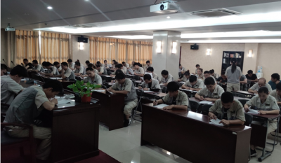 素質就業(yè)，技能立業(yè)